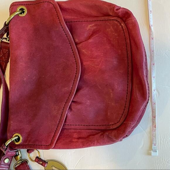 Fossil red leather front flap crossbody - Picture 4 of 16